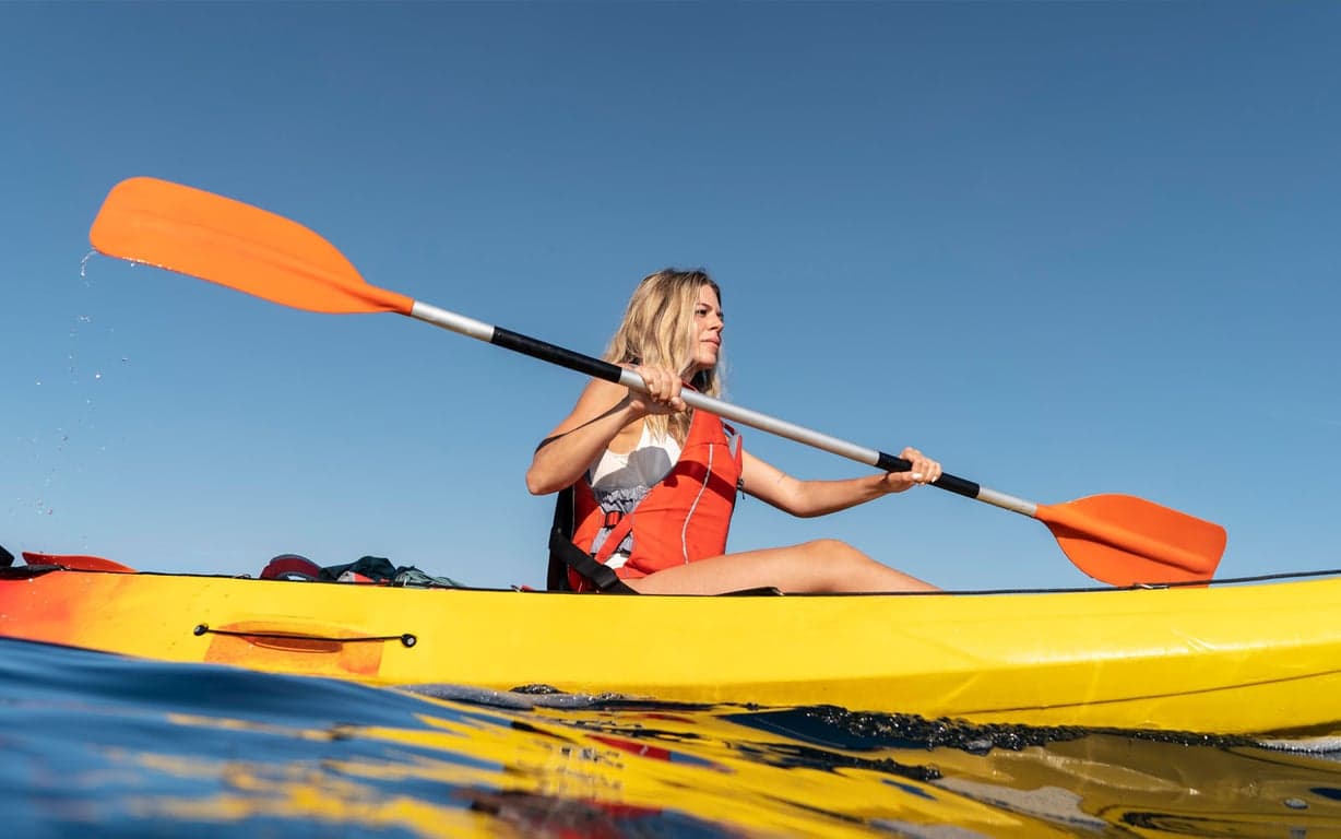 Kajak jedno czy dwuosobowy? Co wybrać na spływ?